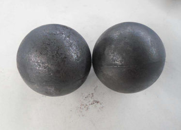China Form schmiedete Stahlball 16mm - 110mm Größe gerollter reibender Stahlball für Erz/Bergwerk fournisseur