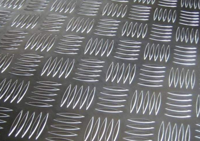 Einfache verarbeitende Aluminiumschritt-Platte, umwickeln 5 Stange karierte prägeartige Aluminiumblatt-Platte